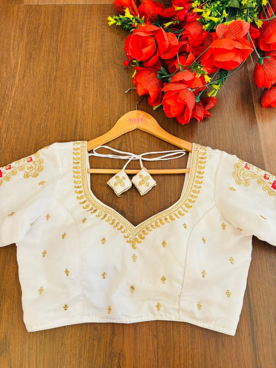 Sparkling Eyes-Designer Blouse