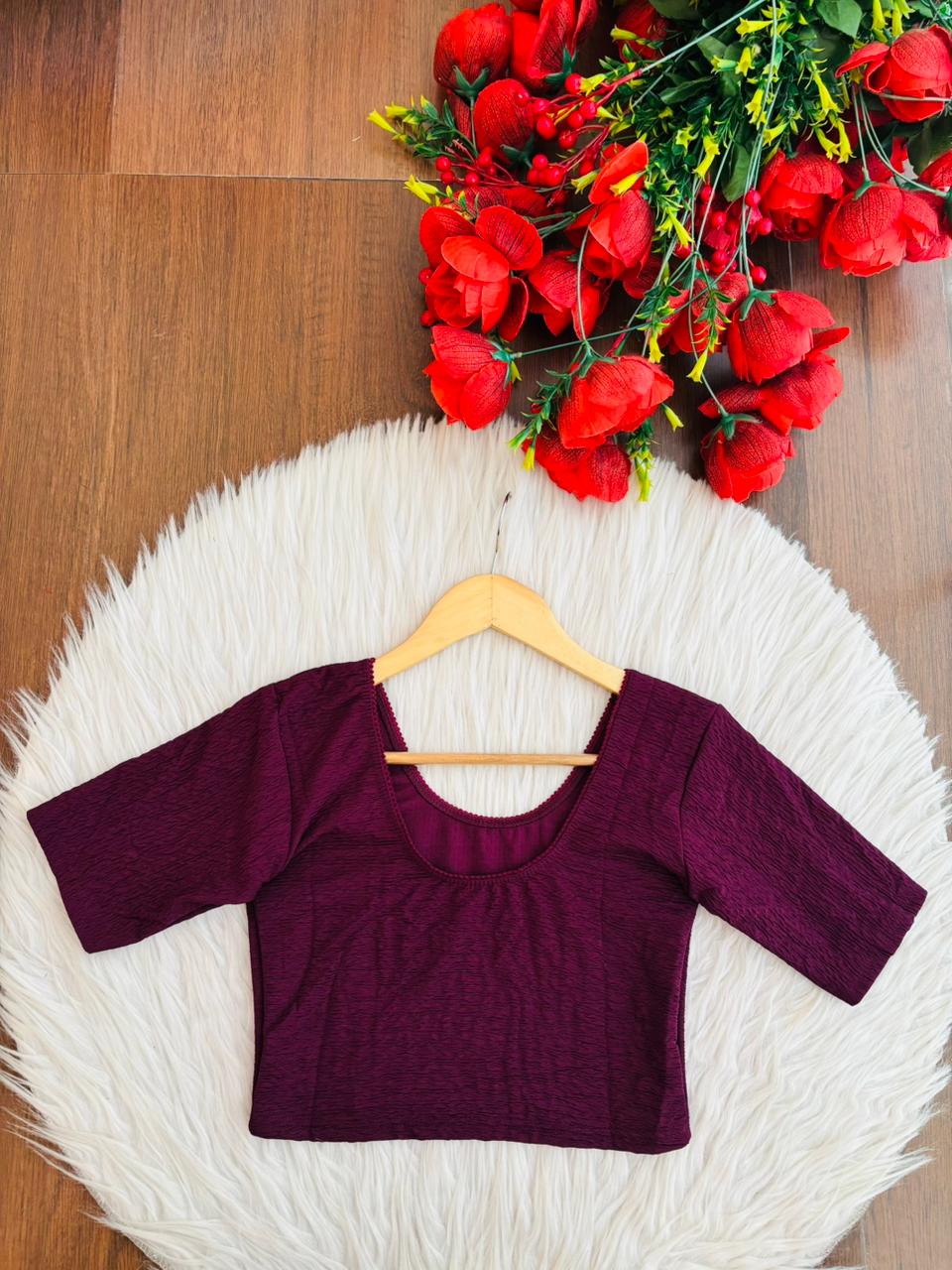 Pure Form-Stretchable Knitted Blouse