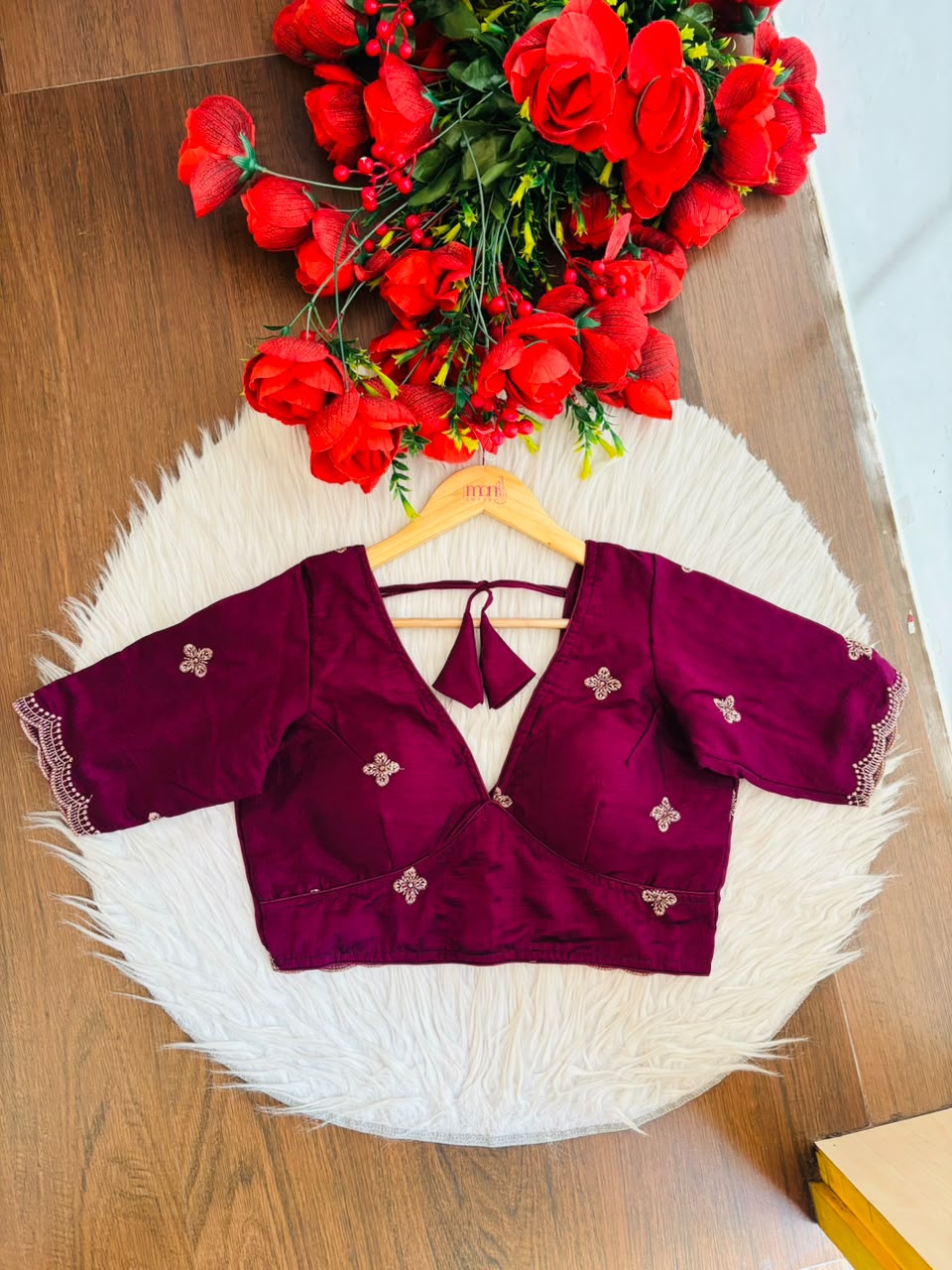 Way to Say V-Neck Blouse