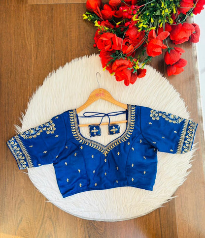 Sparkling Eyes-Designer Blouse