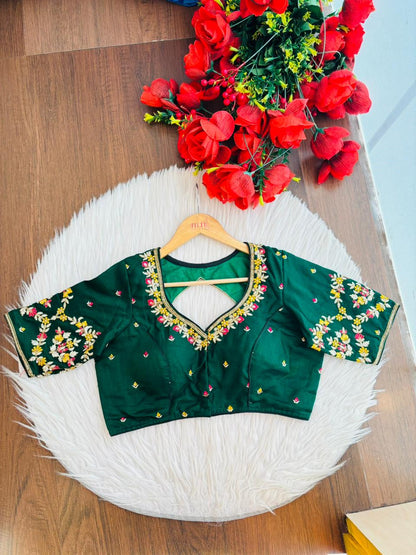 Monalisa (Vichitra Silk Blouse)