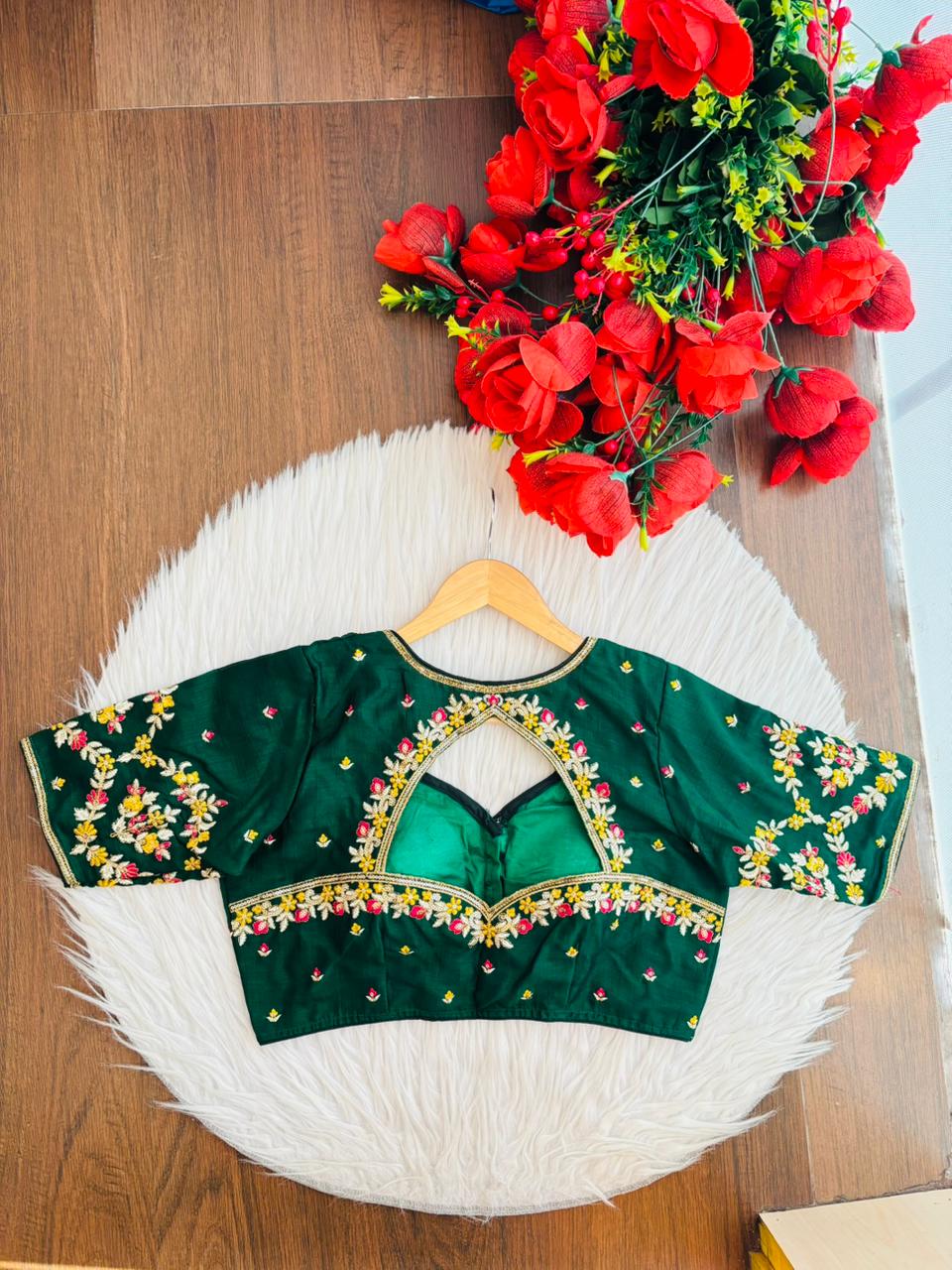 Monalisa (Vichitra Silk Blouse)