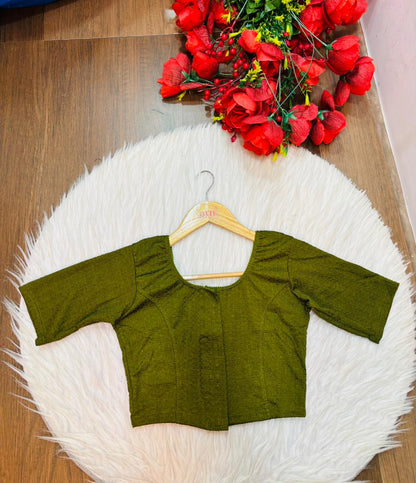 Smooth Fit-Stretchable Knitted Blouse