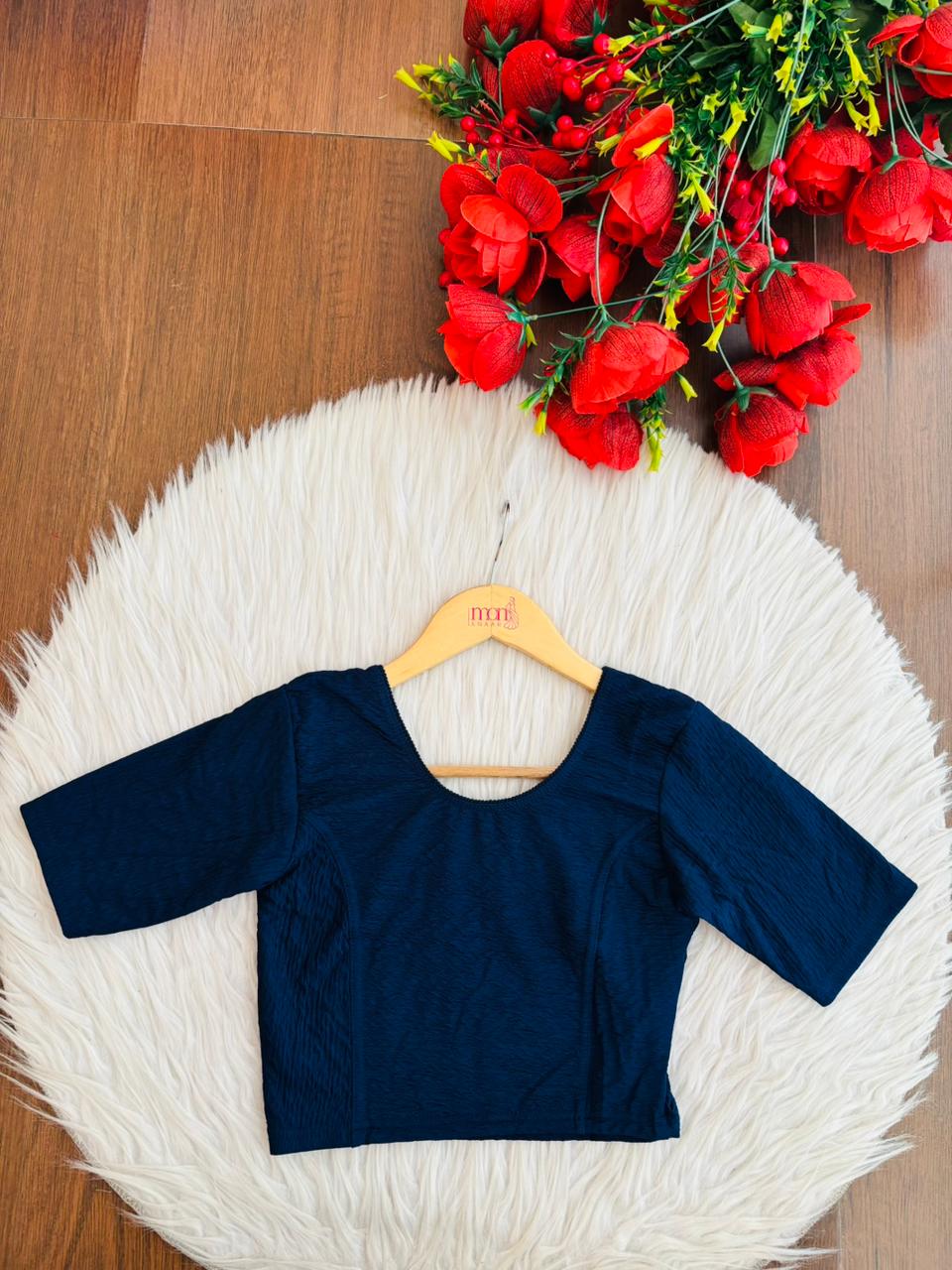 Pure Form-Stretchable Knitted Blouse