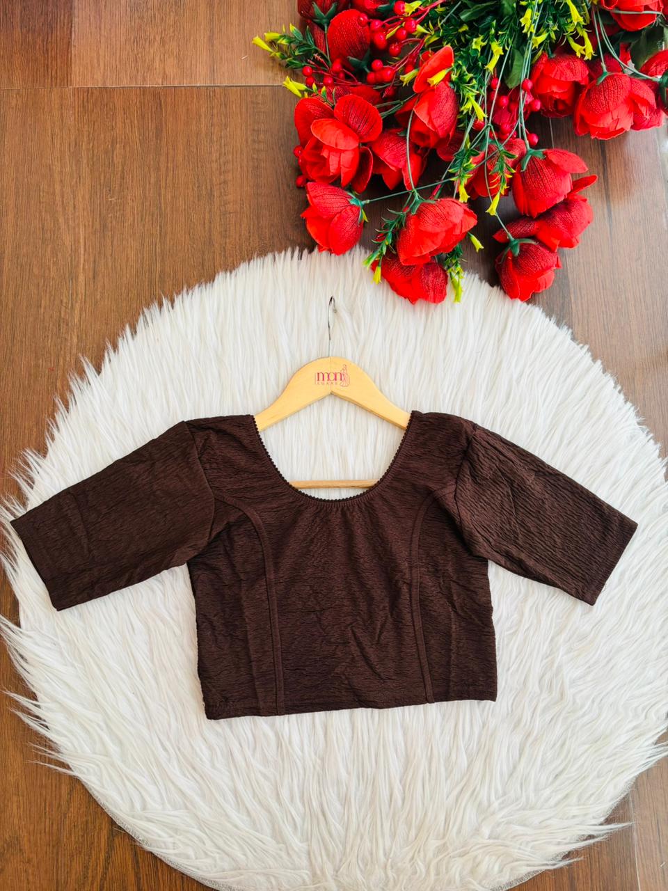 Pure Form-Stretchable Knitted Blouse