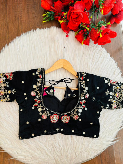 Night Vibes Fendy Blouse (Black)