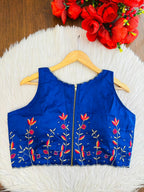 Rising Rever Floral Embroidery Blouse
