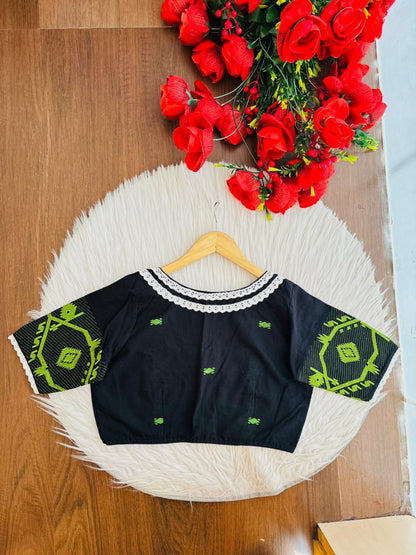 Bong Crush Jamdani (Designer Blouse)