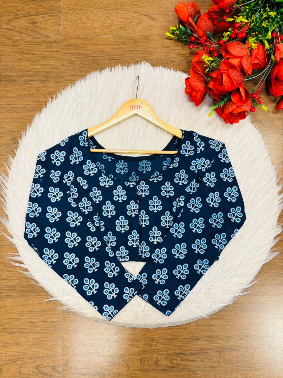 Printed Charm-Simple And Fancy Cotton Blouse