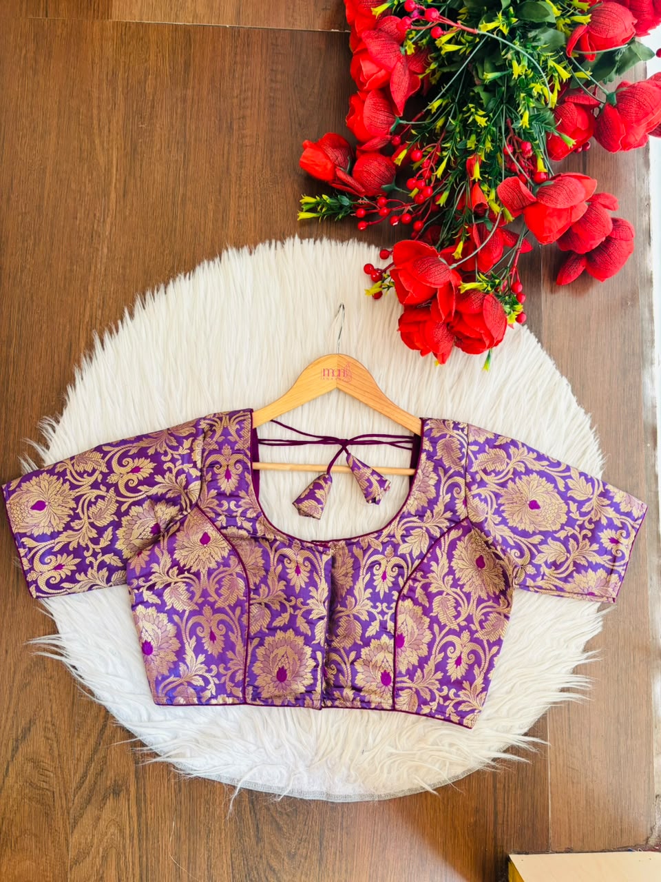 Dreamy Lens-Katan Silk Banarasi Blouse