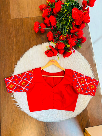 Dreamy Deal-Gujrati Stitch Blouse