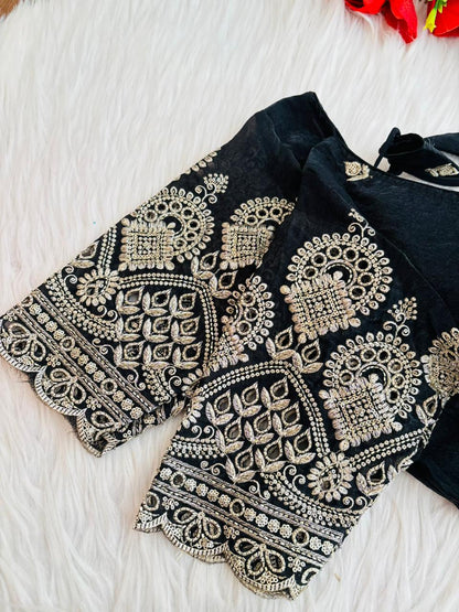 Rani Core-Fendy Silk Blouse(Black)