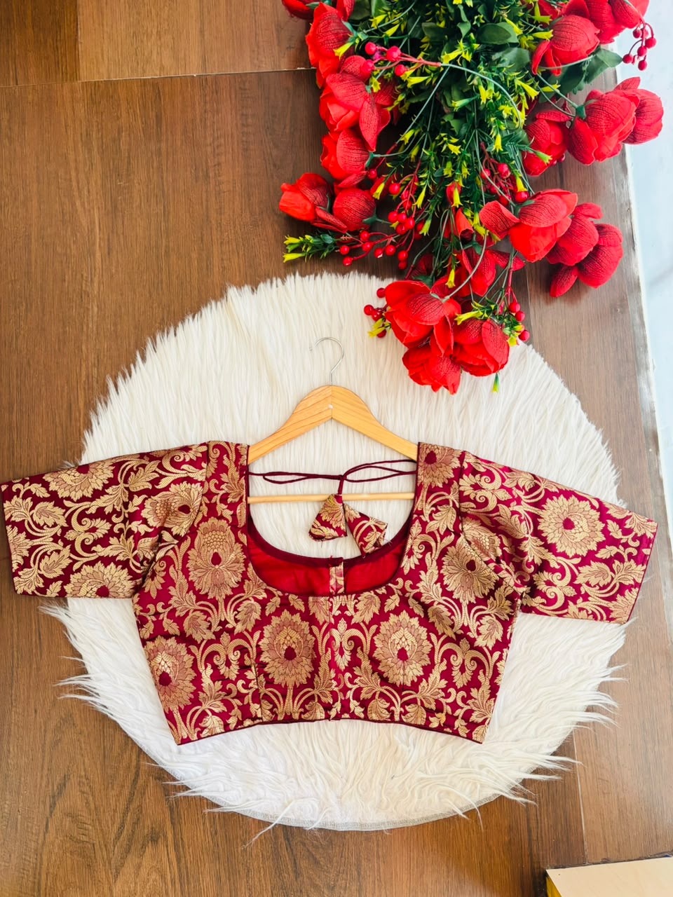 Dreamy Lens-Katan Silk Banarasi Blouse