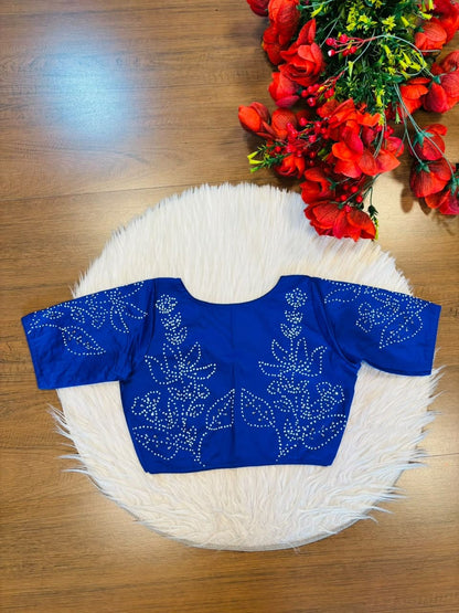 Infinite Stars Double Knot Stitch Blouse