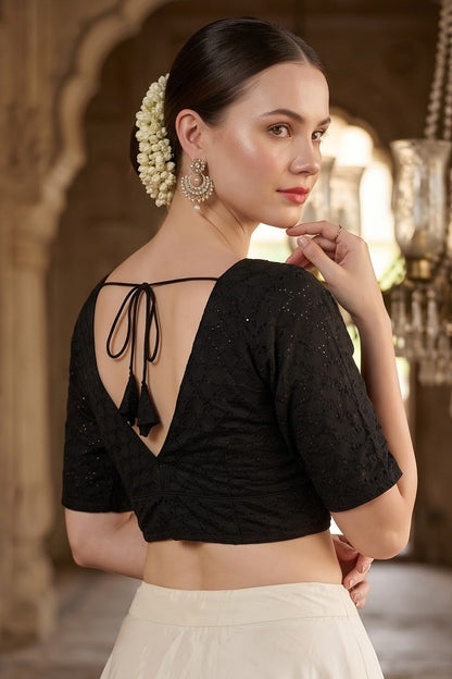The Jewel Of Elegance Hakoba Blouse